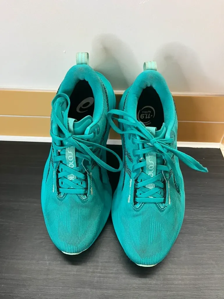 Used Asics Novablast 5 bike — image 2 of 13