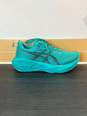 Used Asics Novablast 5 bike — image 7 of 13