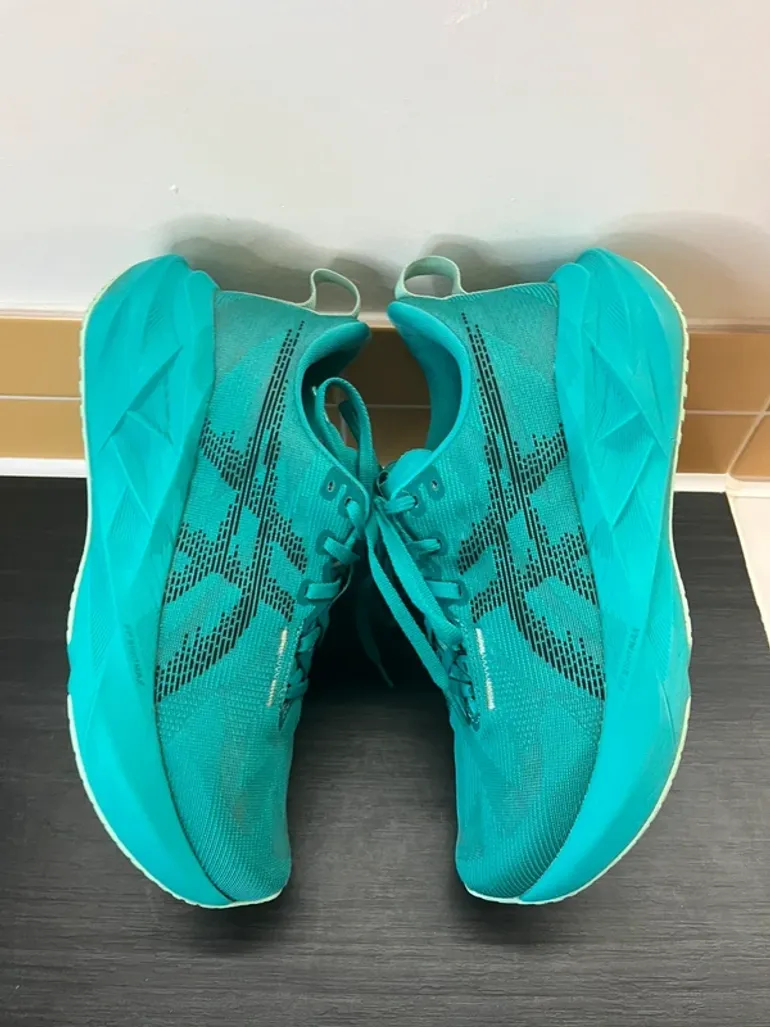 Used Asics Novablast 5 bike — image 3 of 13
