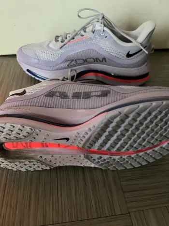 Tweedehands Premium Nike Running Shoes bike — afbeelding 7 van 7