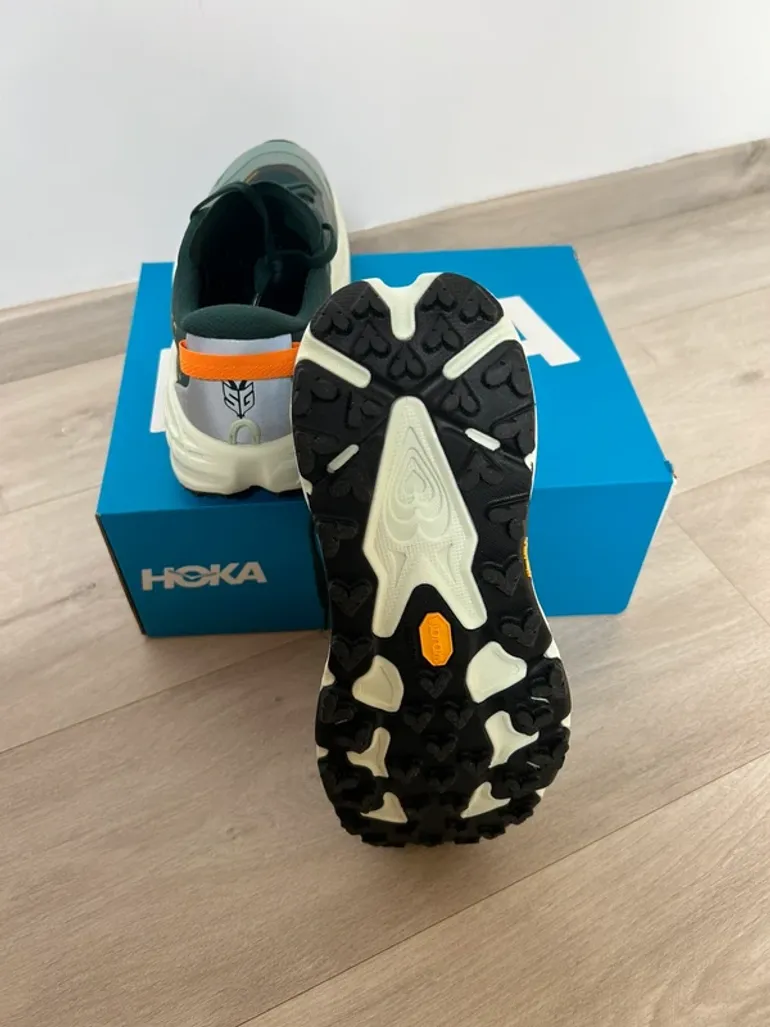 Hoka Speedgoat 7 bike d'occasion — image 4 sur 4