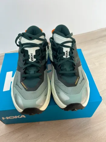 Hoka Speedgoat 7 bike d'occasion — image 2 sur 4