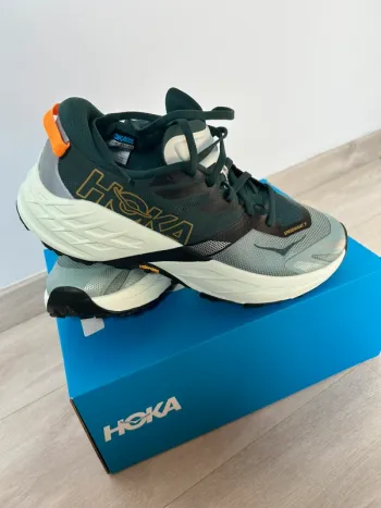 Used Hoka Speedgoat 7 Running Shoes