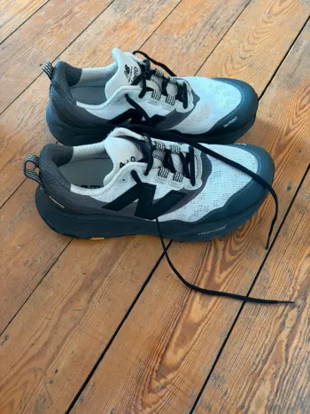 Tweedehands New Balance Hierro v9 Running Shoes