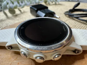 Used Garmin Fénix 5S bike — image 4 of 14