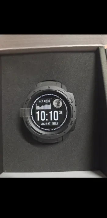 Used Garmin Instinct Electronics