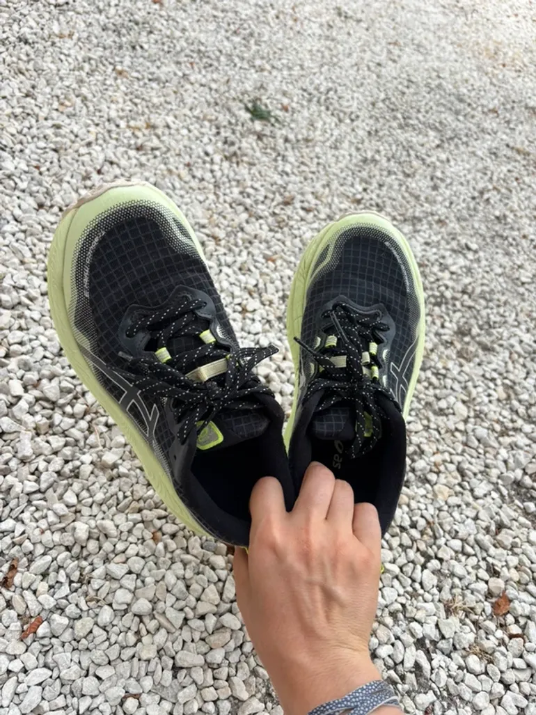 Used Asics Trabuco Max 3 bike — image 2 of 2