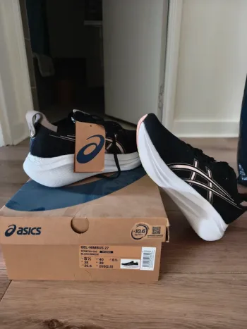 Używany Asics Gel Nimbus 27 bike — zdjęcie 3 z 4