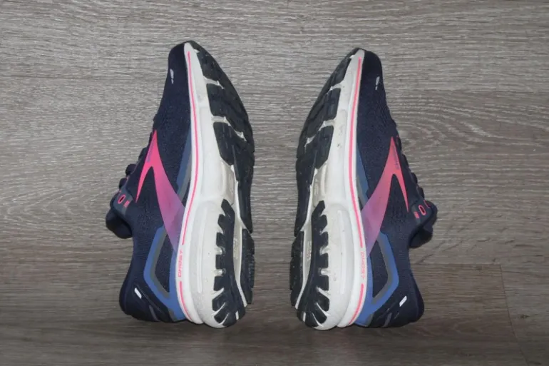 Used Brooks Ghost 15 bike — image 4 of 12