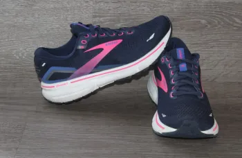 Used Brooks Ghost 15 bike — image 9 of 12