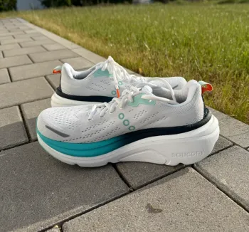Tweedehands Saucony Hurricane 25 bike — afbeelding 2 van 5