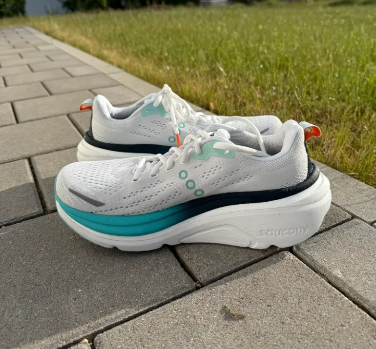 Tweedehands Saucony Hurricane 25 bike — afbeelding 2 van 5