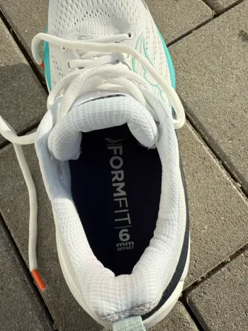 Tweedehands Saucony Hurricane 25 bike — afbeelding 4 van 5