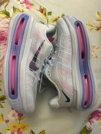 Premium Vomero Running Shoes usato