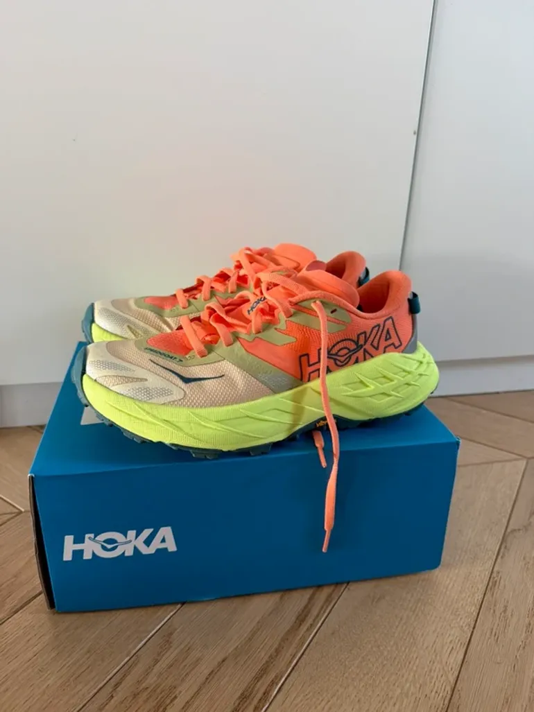 Hoka Speedgoat 7 bike d'occasion — image 2 sur 6