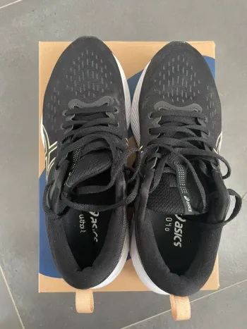 Tweedehands Asics Gel-Excite 10 bike — afbeelding 2 van 4