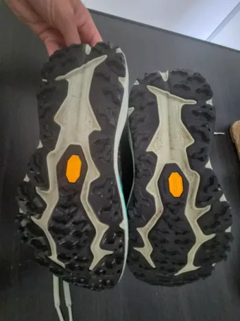 Used Hoka SpeedGoat 6 bike — image 3 of 3