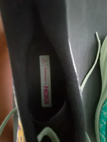 Used Hoka SpeedGoat 6 bike — image 2 of 3