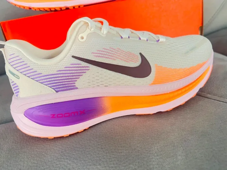 Tweedehands Nike Vomero 18 bike — afbeelding 3 van 11