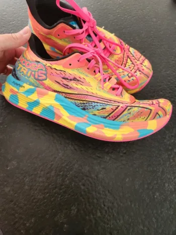 Brugt Asics Noosa Tri 15 Running Shoes