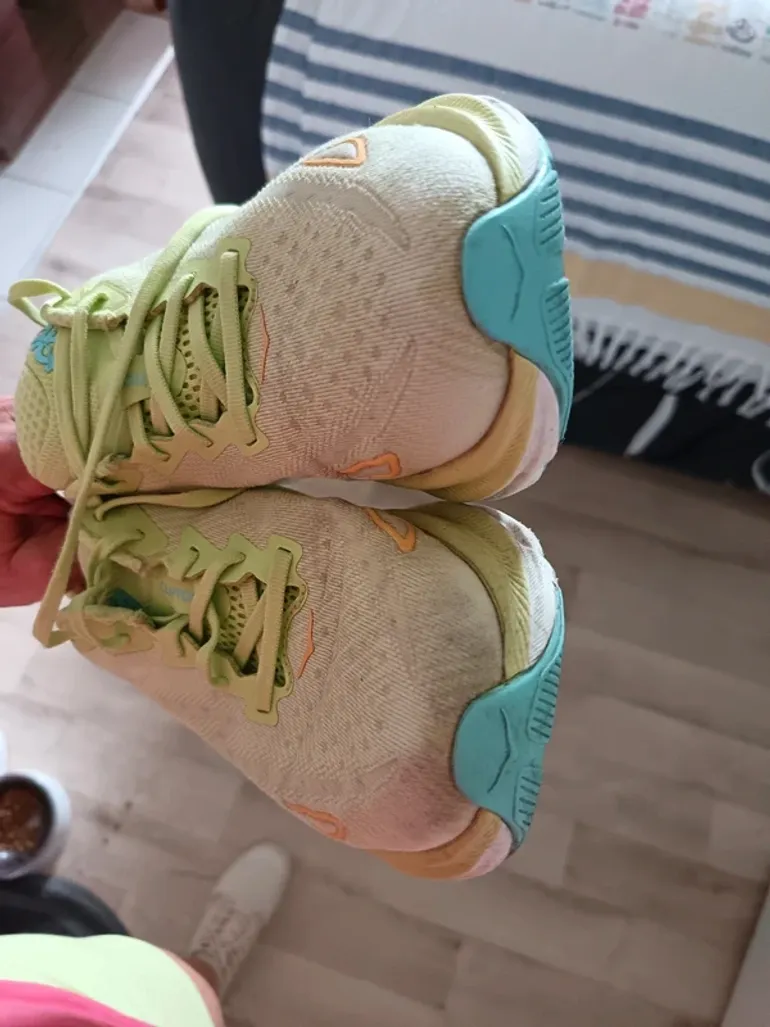 Tweedehands Hoka Clifton 9 bike — afbeelding 4 van 4