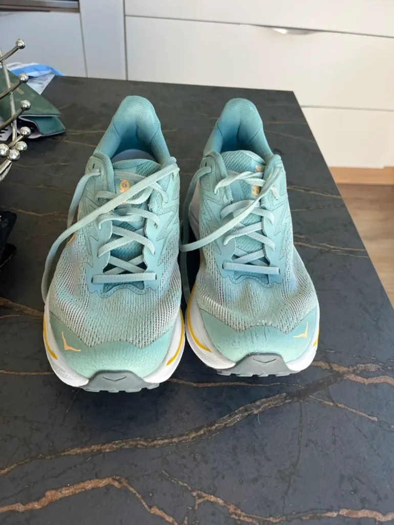 Tweedehands Hoka Challenger 8 bike — afbeelding 8 van 12