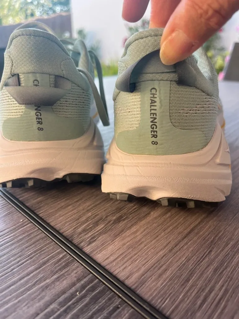 Tweedehands Hoka Challenger 8 bike — afbeelding 3 van 12
