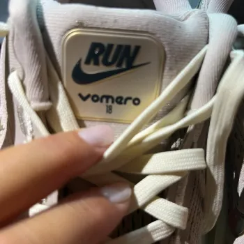 Tweedehands Nike Air Zoom Vomero bike — afbeelding 5 van 14