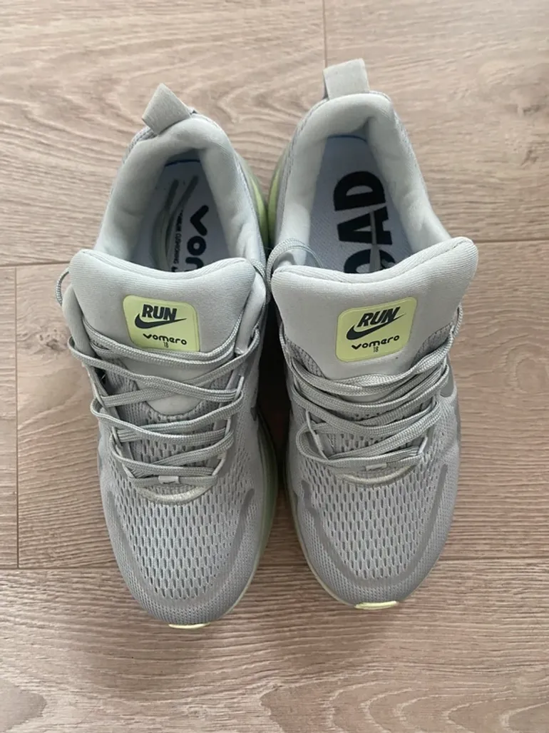 Tweedehands Nike Vomero 18 bike — afbeelding 7 van 8