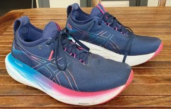 Used Asics Gel-Nimbus 25 Paris bike — image 15 of 15