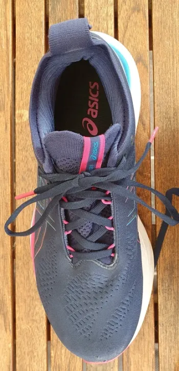 Used Asics Gel-Nimbus 25 Paris bike — image 10 of 15