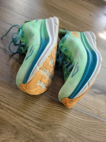 Tweedehands Hoka Clifton 9 bike — afbeelding 5 van 11