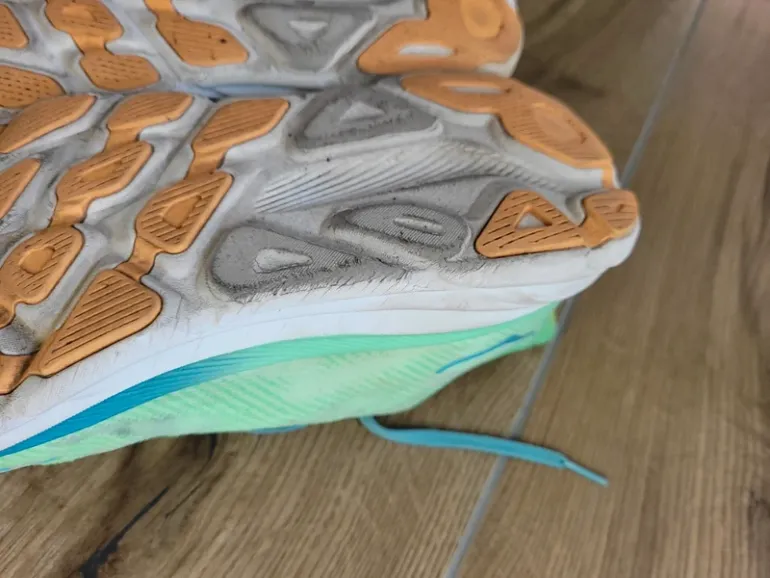 Tweedehands Hoka Clifton 9 bike — afbeelding 8 van 11