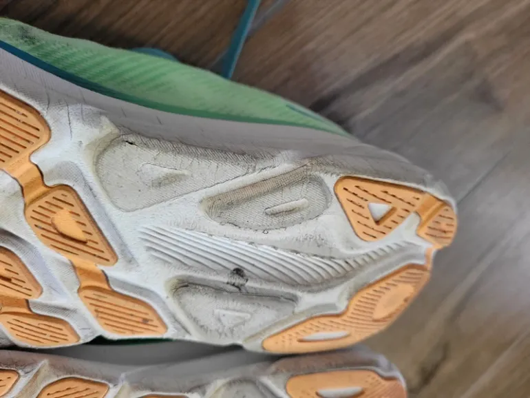 Tweedehands Hoka Clifton 9 bike — afbeelding 7 van 11