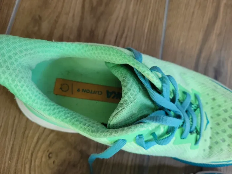 Tweedehands Hoka Clifton 9 bike — afbeelding 10 van 11