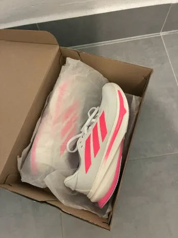 Gebrauchtes Adidas Running Shoes Running Shoes