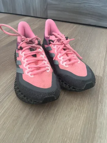 Used Adidas Running shoes bike — image 5 of 9