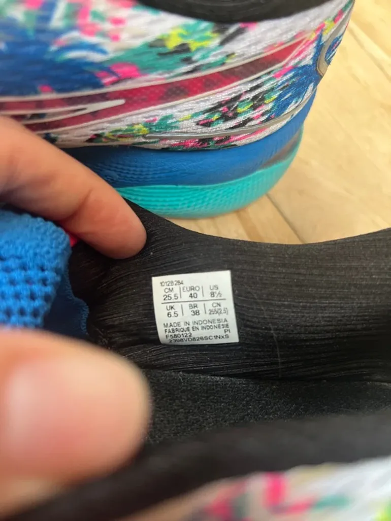 Used Ideal ASICS Running Schuhe bike — image 3 of 5
