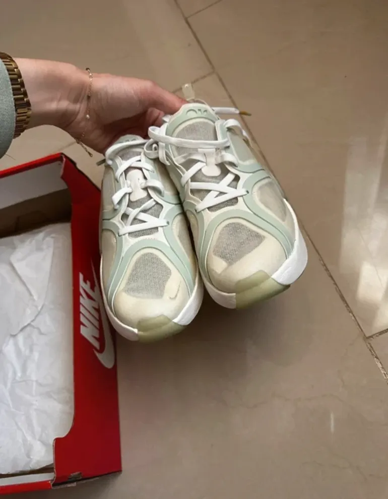 White Nike Air Max 270 XX bike de segunda mano — imagen 11 de 15