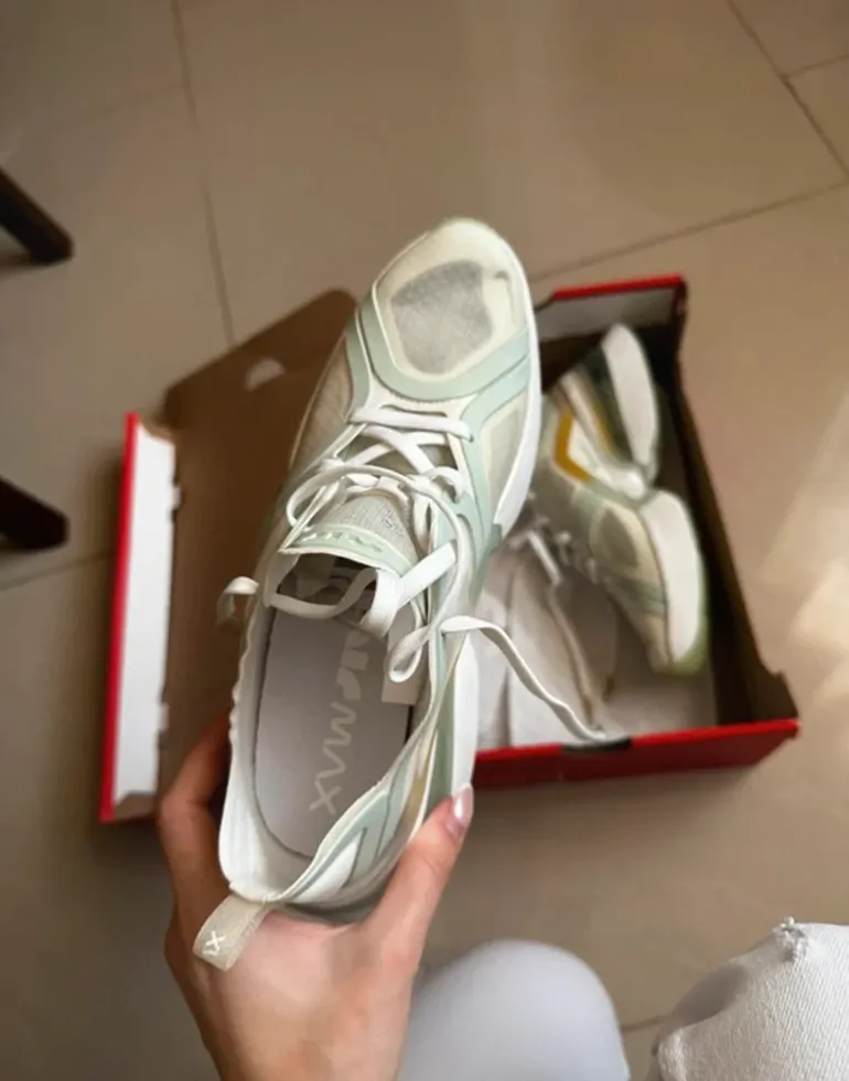 White Nike Air Max 270 XX bike de segunda mano — imagen 8 de 15