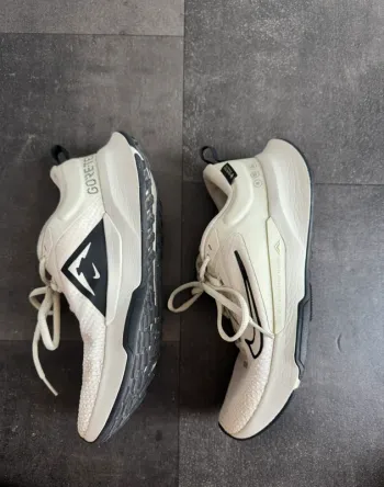 Used Nike Juniper Trail Gore-Tex bike — image 3 of 9