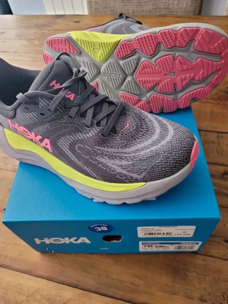 Käytetty Hoka Arahi 8 bike — kuva 4 / 5
