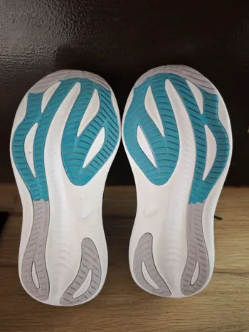Gebrauchtes Asics Nimbus 27 bike — Bild 10 von 15