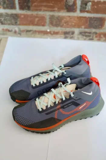 Used Nike Trail React bike — image 2 of 4