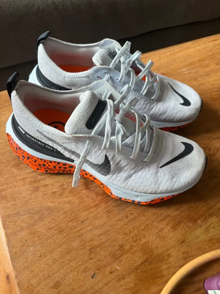 Gebrauchtes Nike Invincible Run 3 bike — Bild 2 von 8