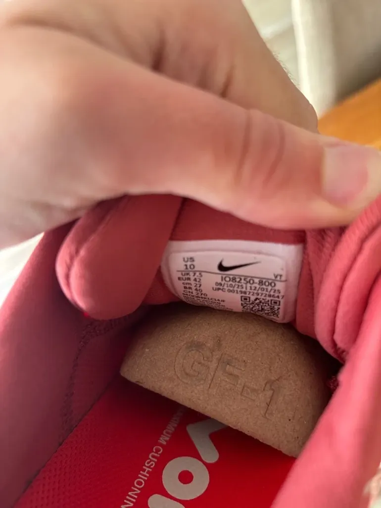 Used Nike Vomero 18 bike — image 7 of 9