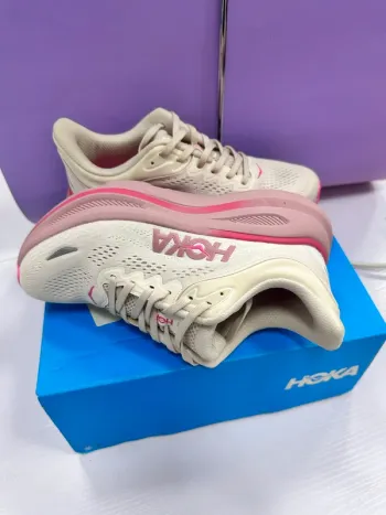 Used Hoka Shoes bike — image 3 of 5