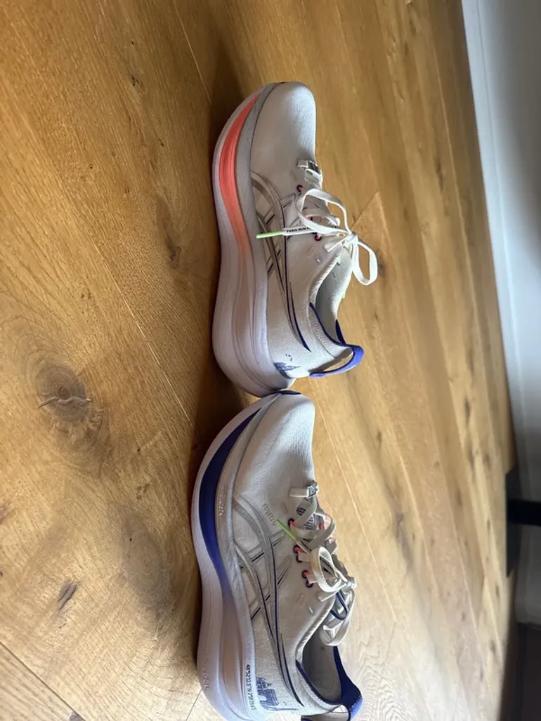 Käytetty Asics Gel-Nimbus 28 Paris bike — kuva 3 / 6
