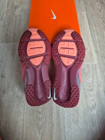 Gebrauchtes Nike Vomero 18 SE2 bike — Bild 8 von 8