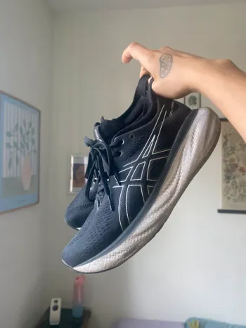 Asics Laufschuhe Running Shoes usato